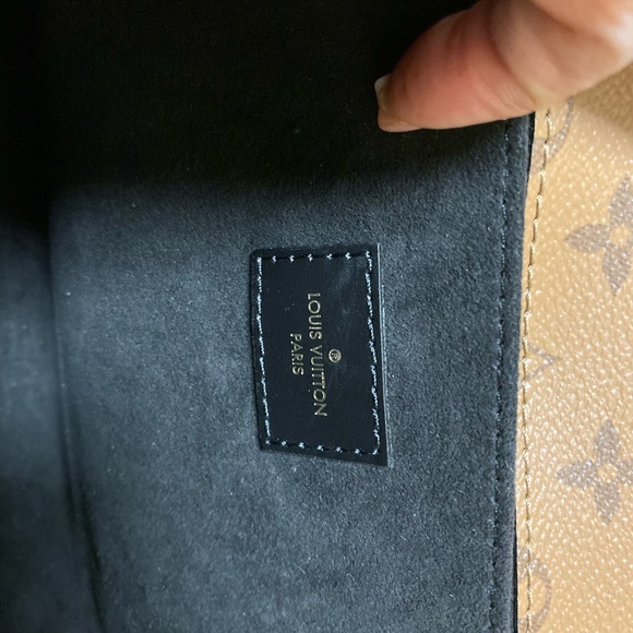 Louis Vuitton Reverse Monogram Pochette Métis - Picture 8 of 8